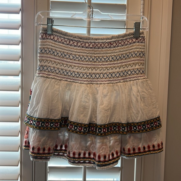 Zara Mini Skirt with Contrast Embroidery Gypsy Boho Smocked Tassel - Picture 4 of 5
